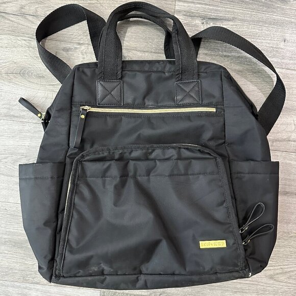 Skip Hop  Black Gold Diaper Bag  Mainframe Large Capacity Backpack - Picture 4 of 11